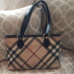 Nova Check Burberry Shoulder Bag